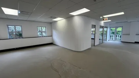 WhatsApp Image 2025-11-20 at 14.34.35 (2).